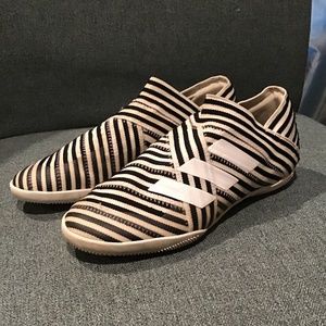 Adidas Nemeziz Indoor 17+